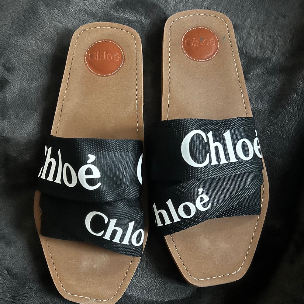 Chloé Logo Printed Slip-On Sandals - Picture 1 of 3
